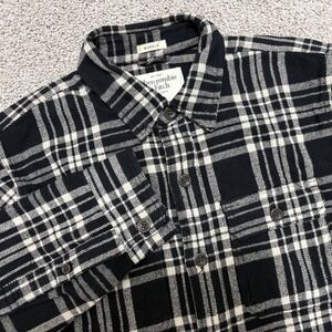 Abercrombie & Fitch Flannel Black Buffalo Plaid Muscle Flap Pockets Mens Medium